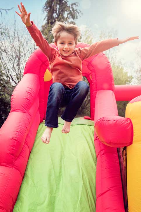 Bouncy castle rental business with Fullup